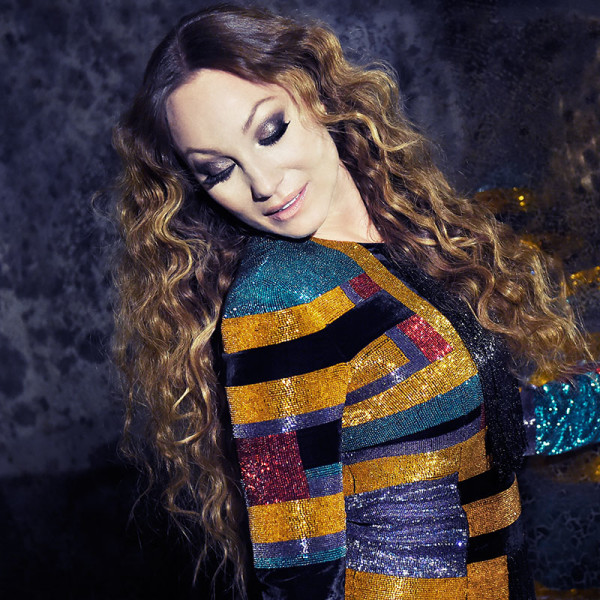 CharlottePerrelli-Harstarjag-cover-web